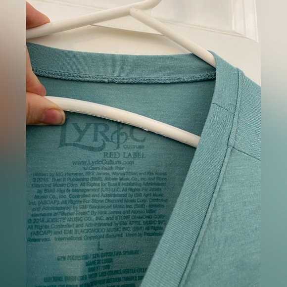 Tshirt - Picture 3 of 3